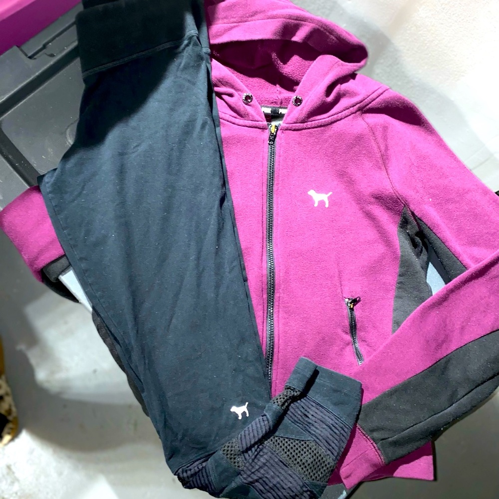 Super cute VS zip up hoodie & leggings